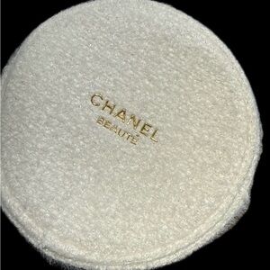 Chanel Beauté White Fuzzy Zip Makeup Pouch Cosmetic Bag